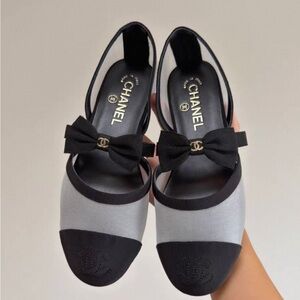 CHANEL Women's Black and Gray Flats with Bow